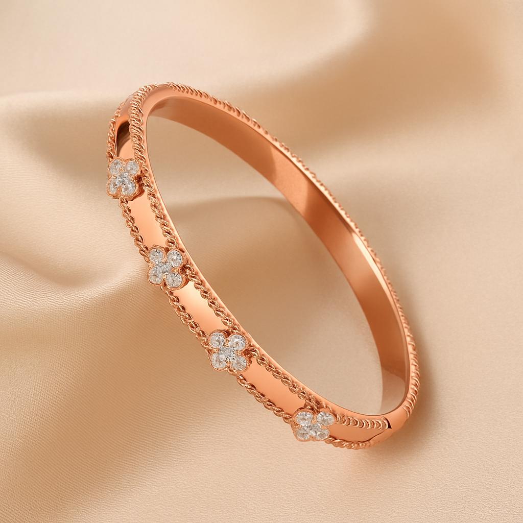 Bracelet Jonc Fleur Rosé en Acier Inoxydable – Élégance Intemporelle - Manaya Bijoux
