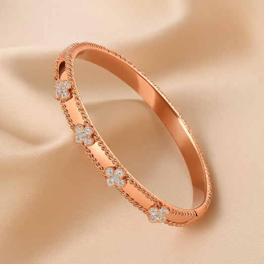 Bracelet Jonc Fleur Rosé en Acier Inoxydable – Élégance Intemporelle - Manaya Bijoux